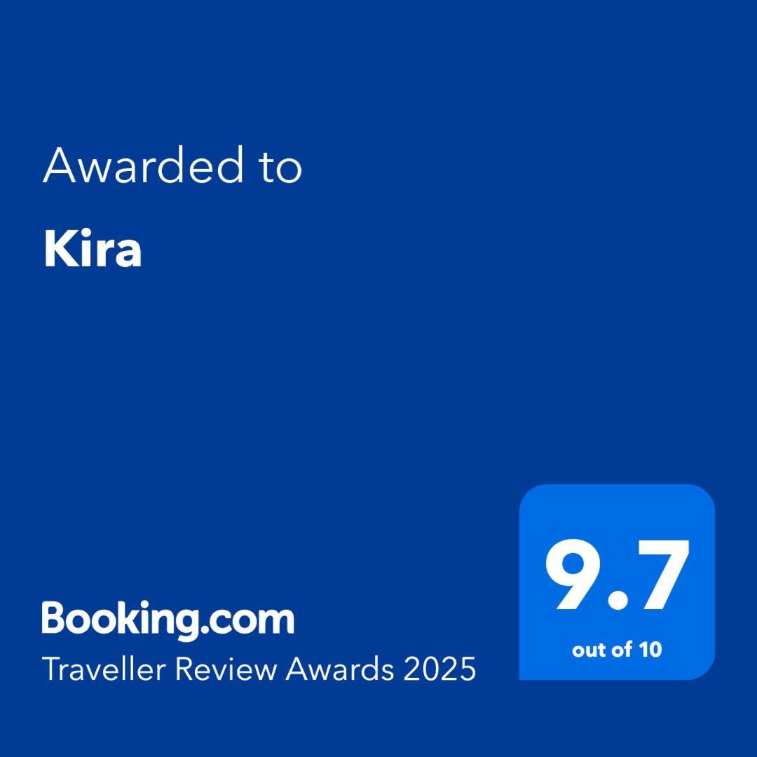 Kira * Bucarest